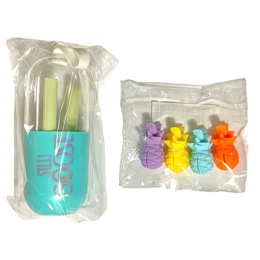 🆕 Set: 1 Portable Silicone Straw + 4 Pineapple-Shaped Drink Markers ~ REUSABLE